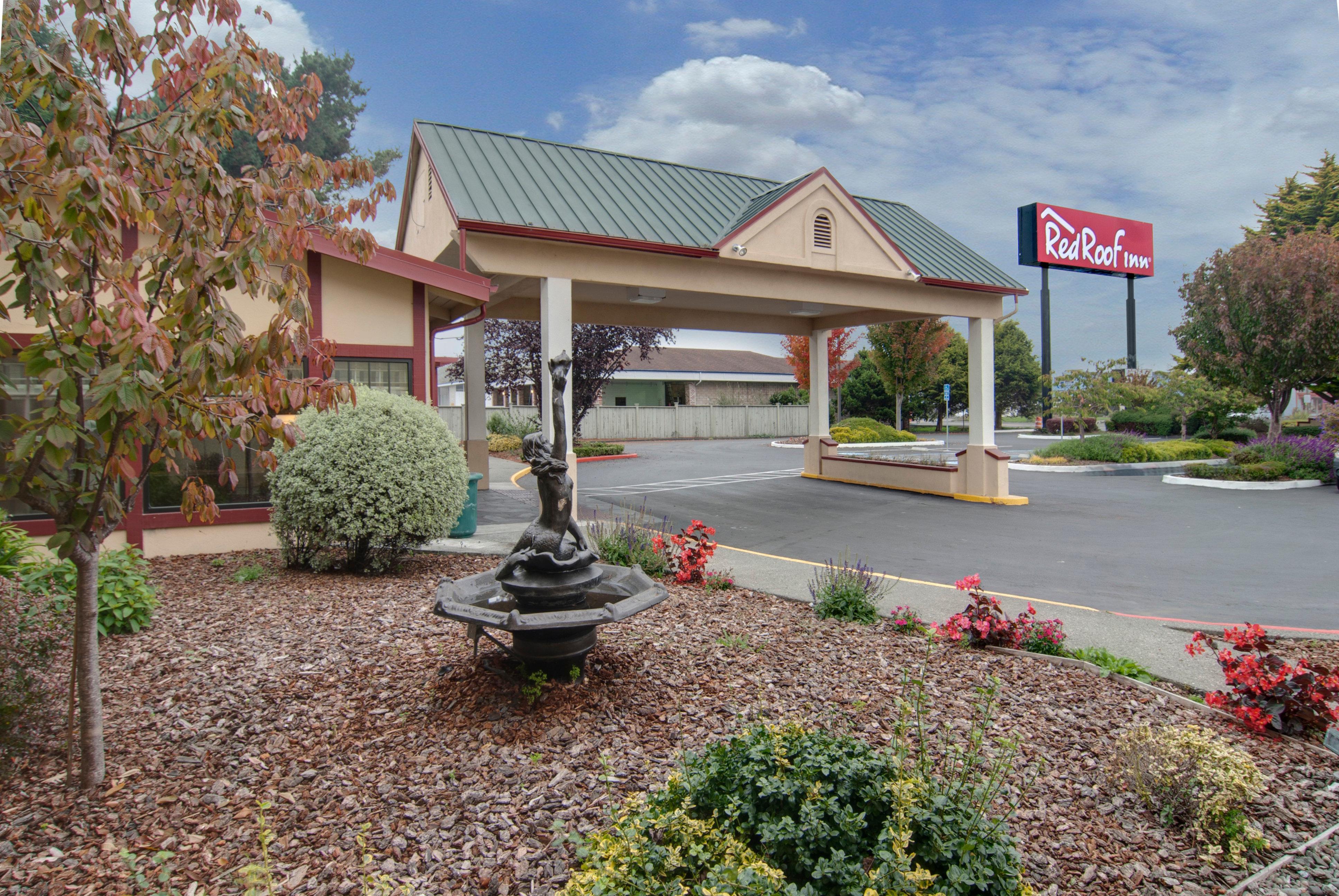 Red Roof Inn Arcata Buitenkant foto